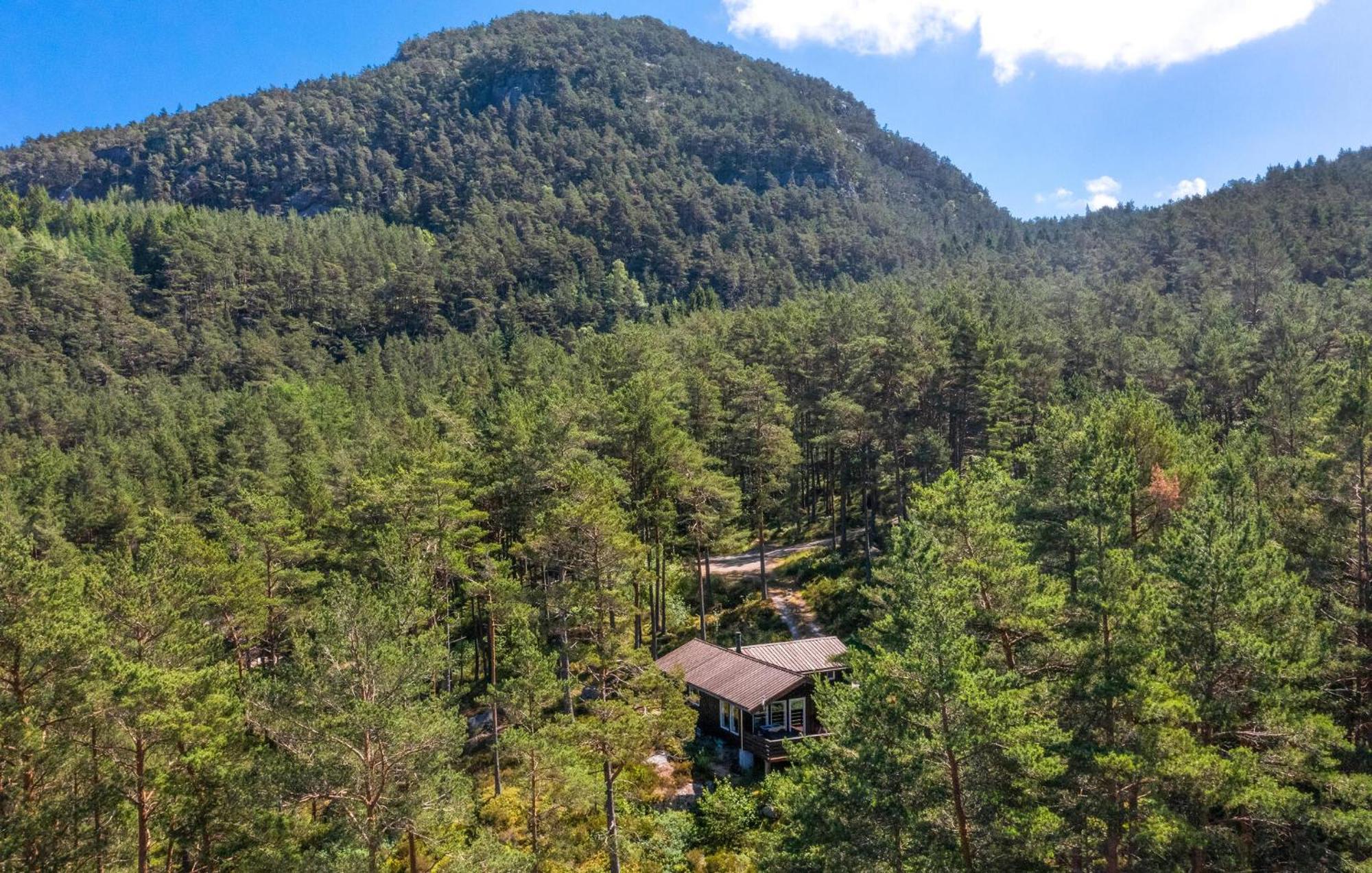 Gorgeous Home In Jorpeland With House Sea View Εξωτερικό φωτογραφία